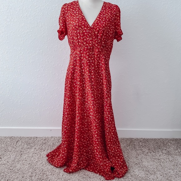 🚫Sold🚫 Dress Midi Wrap Floral Silk Puff Sleeve Red NWOT - Picture 4 of 9